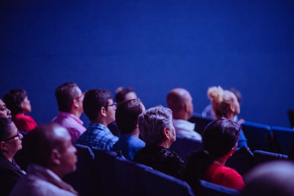 Publikum an einem Event das Pascal Spycher moderiert